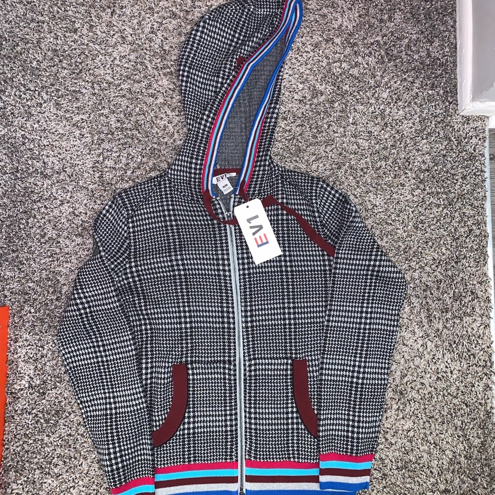 Ellen DeGeneres brand: EV1 zip sweater in a houndstooth print